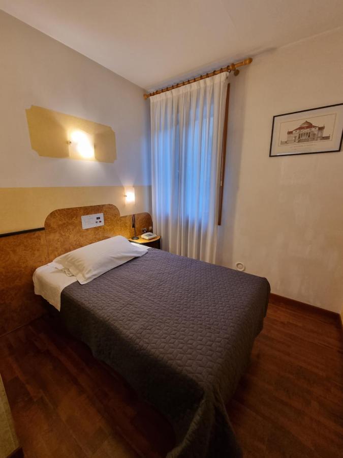 Cityhotel Cristina 3*
